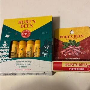 Burt's Bees Lip Balm Gift Set - Yellow & Red Tubes